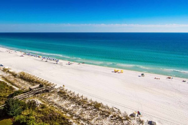 best-beaches-florida-destin-florida-beach-gulf-488787308-2000-dce567b9ff284b5da3ced0cfa0b5ec45